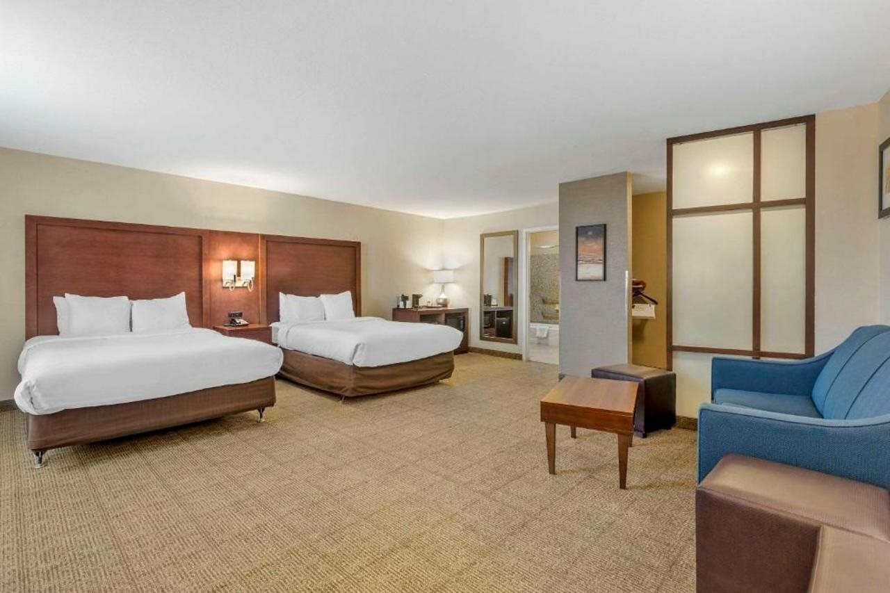 Фото Comfort Suites Blythe