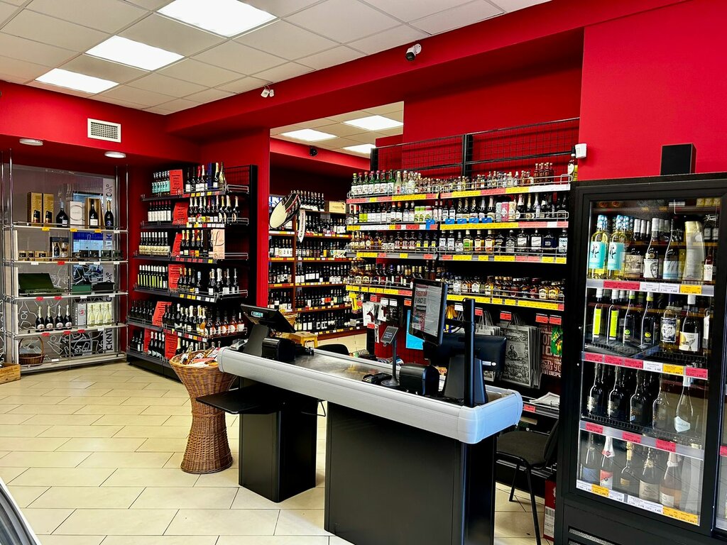 Alcoholic beverages Napitki Mira, Vyborg, photo