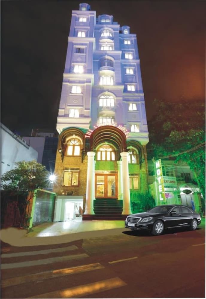 Фото The Airport Hotel