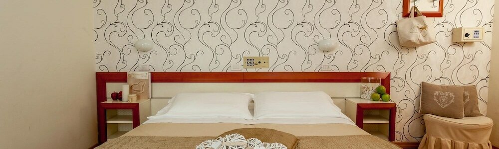 Фото Hotel Aristeo