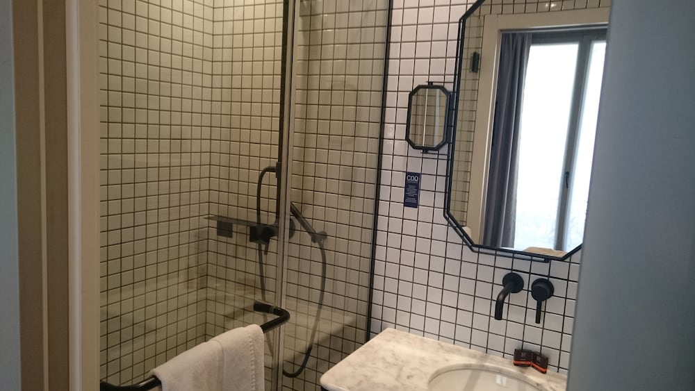 Фото C.O.Q Hotel Paris