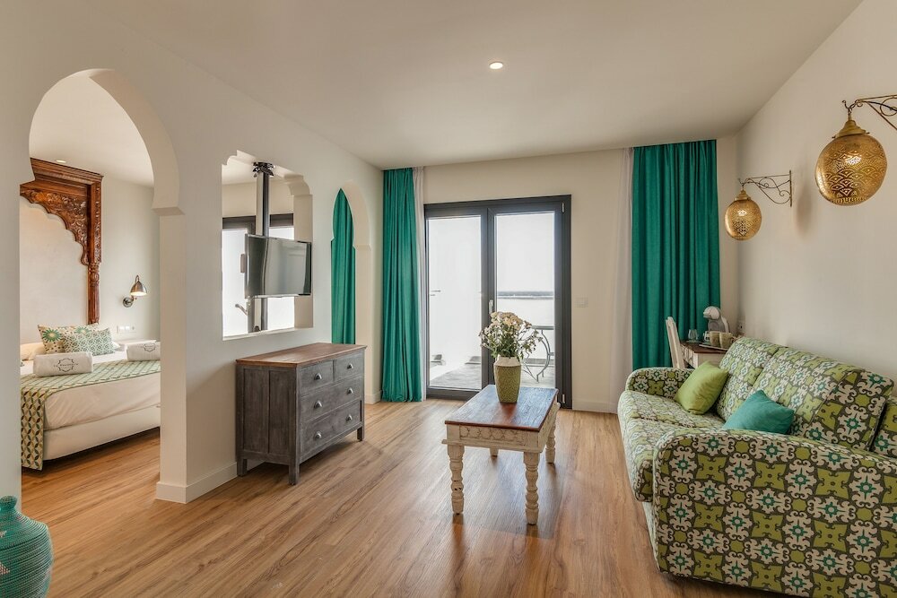 Фото Hotel & SPA La Residencia Puerto