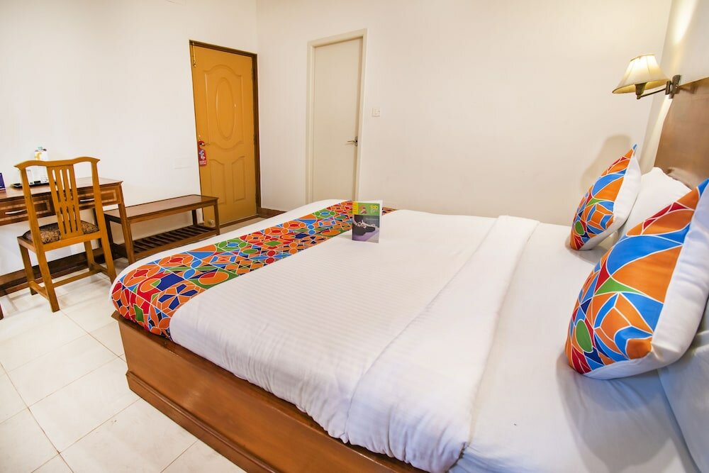 Фото FabHotel Metro Manor Central Station