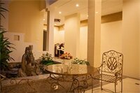 Фото La Palm Hotel