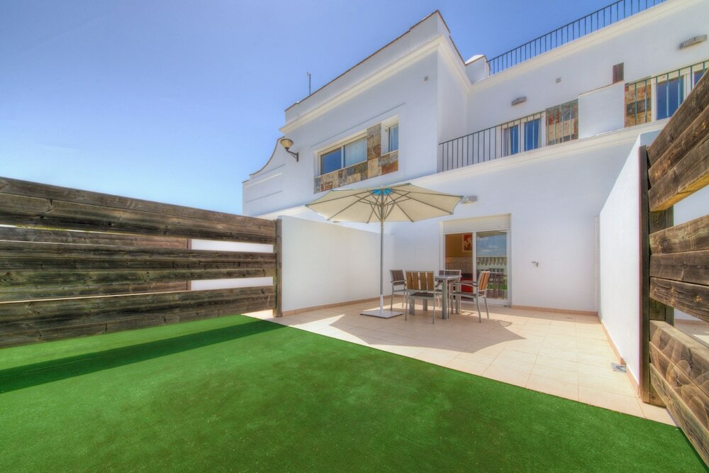 Фото Apartamentos Piedramar