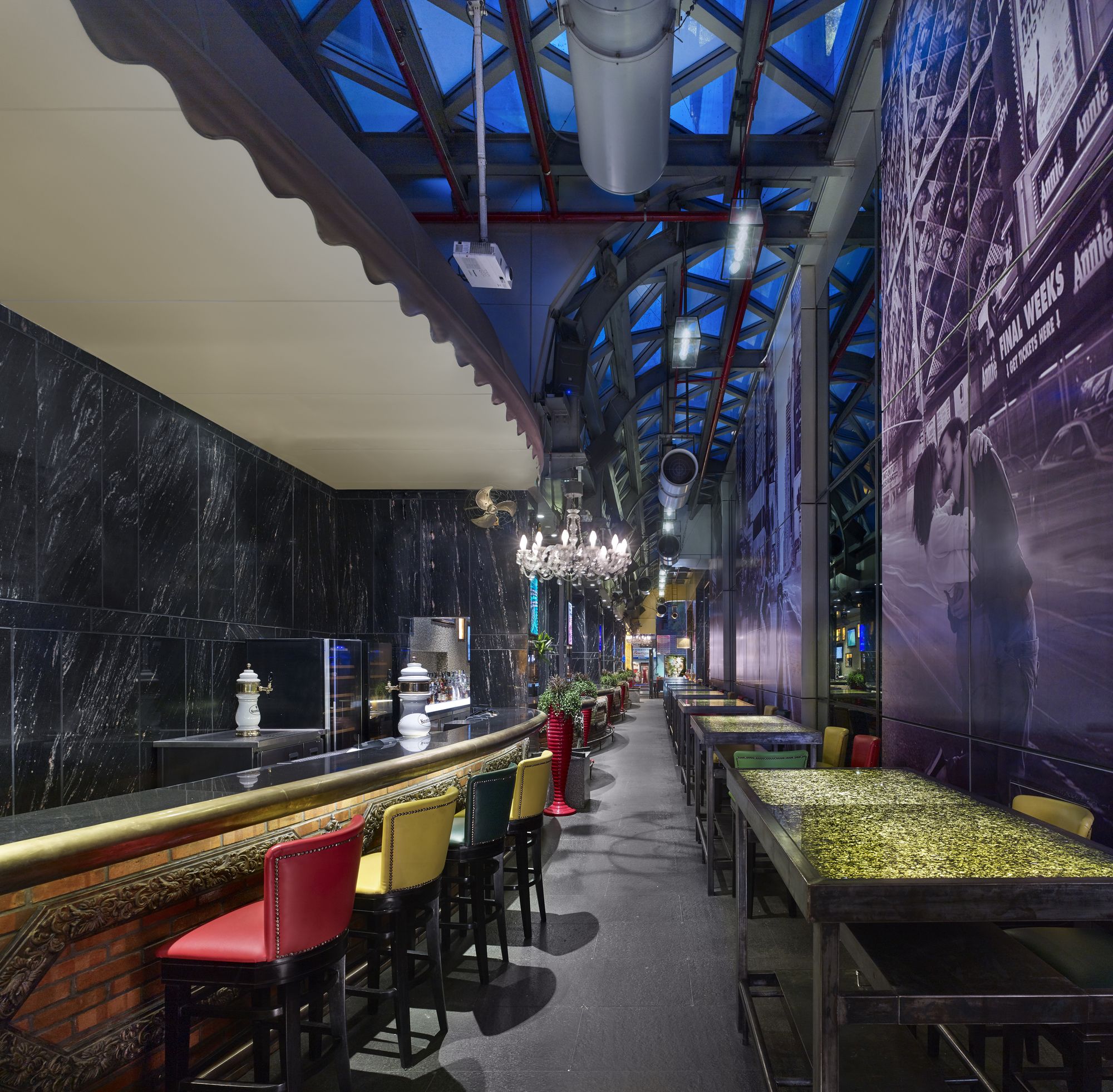 Фото The Reverie Saigon Residential Suites