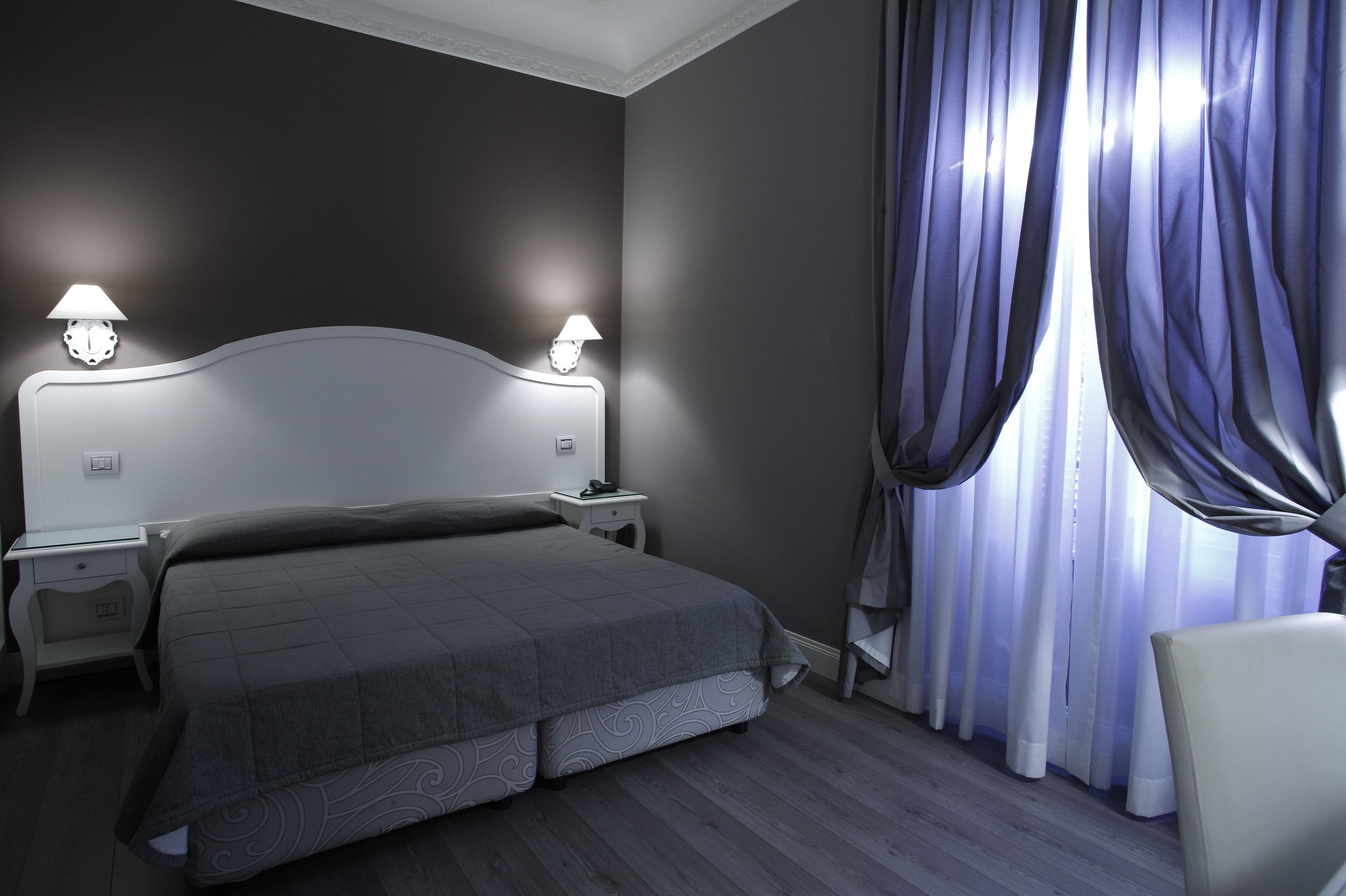 Фото Domus Castrense