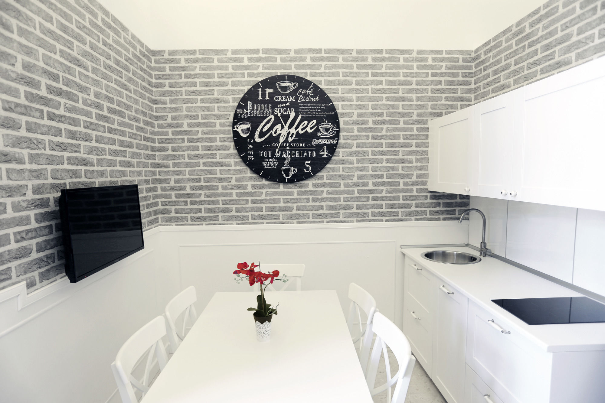 Фото Piazza Bovio 22