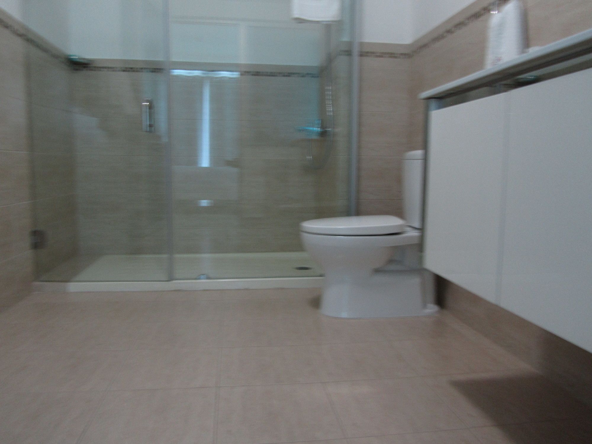 Фото Gala Tower Condo & Hotel