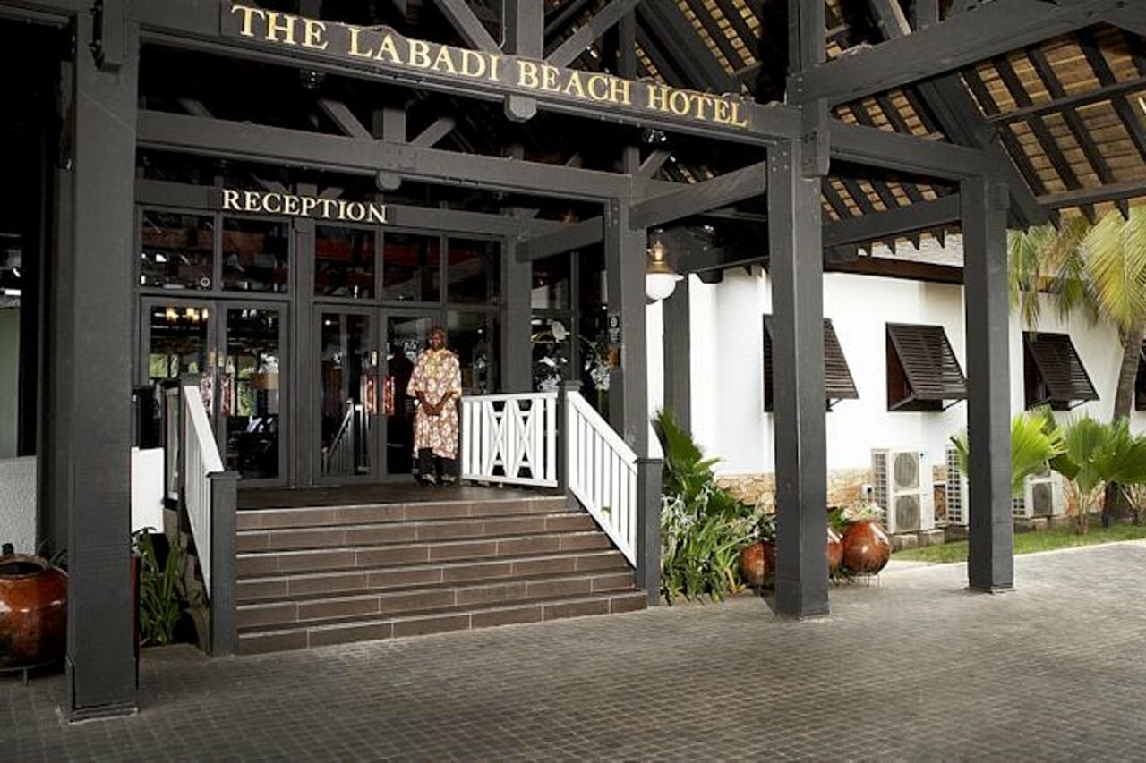 Фото отеля 2