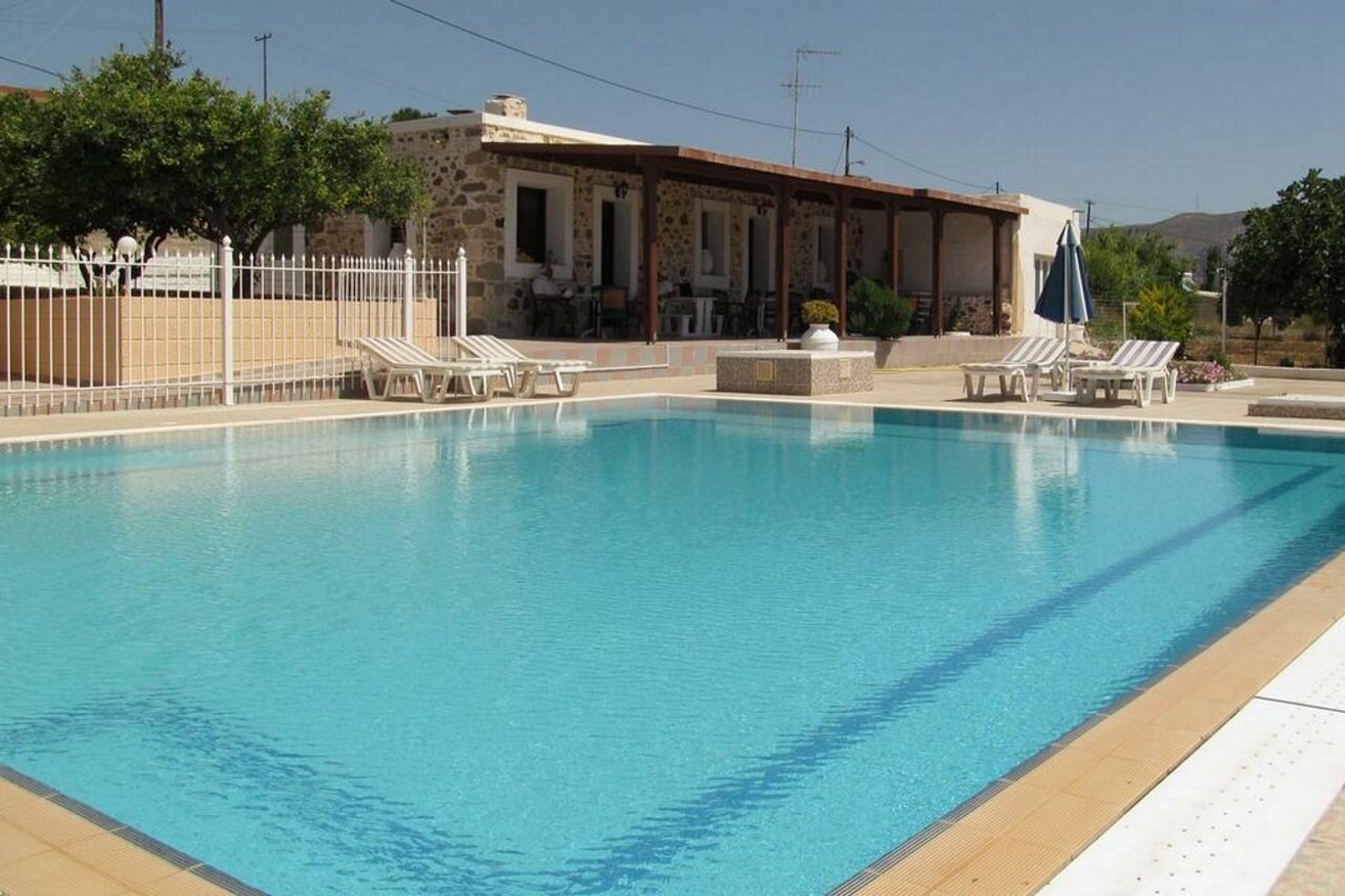 Фото Paraschos Studios