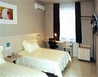 Фото Jinjiang Inn Shanghai Lujiabang Road