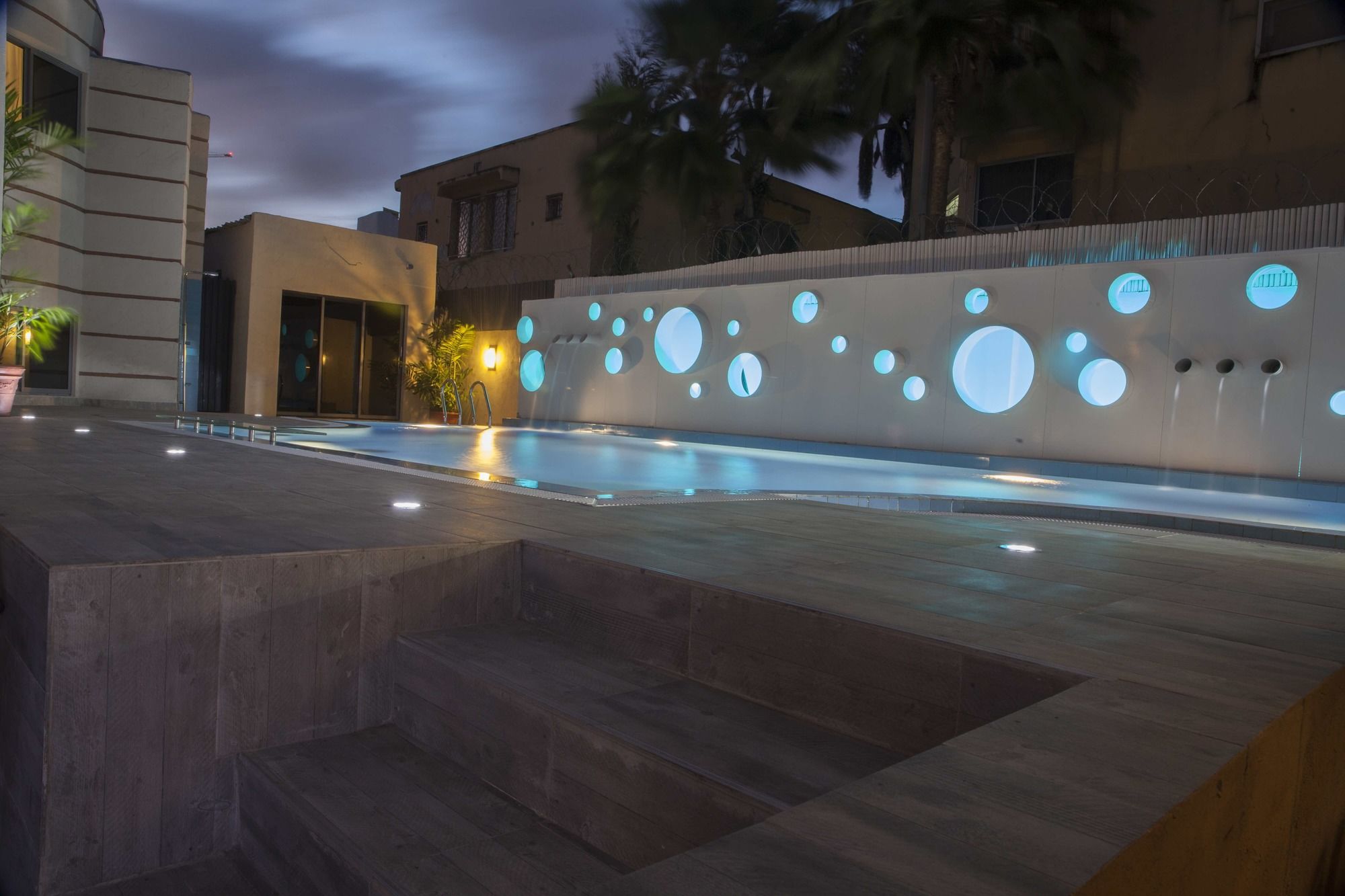 Фото Scarlet Lodge