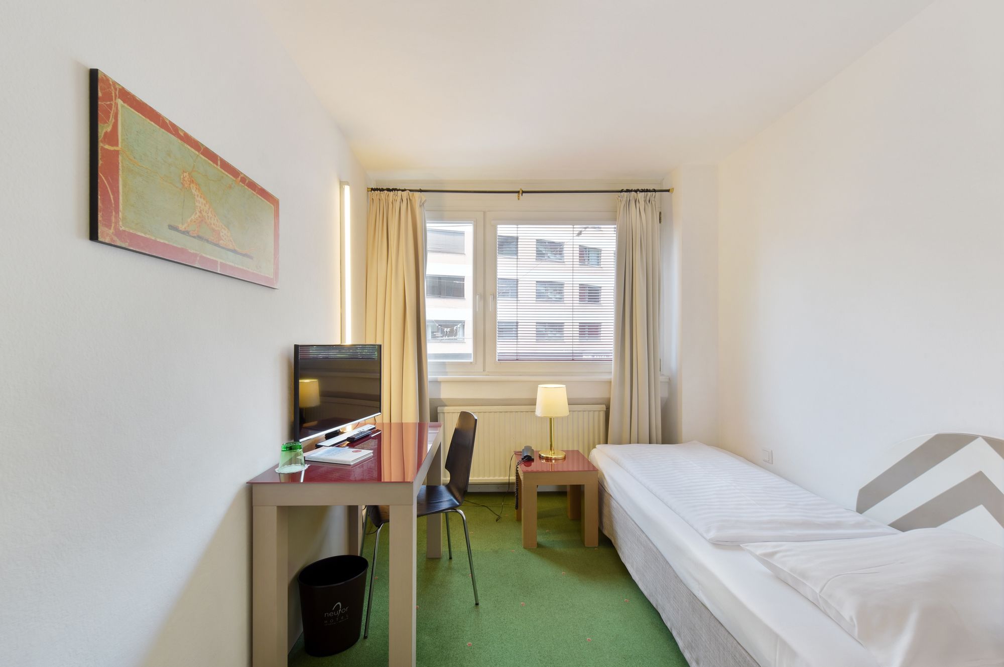 Фото Hotel Neutor Express