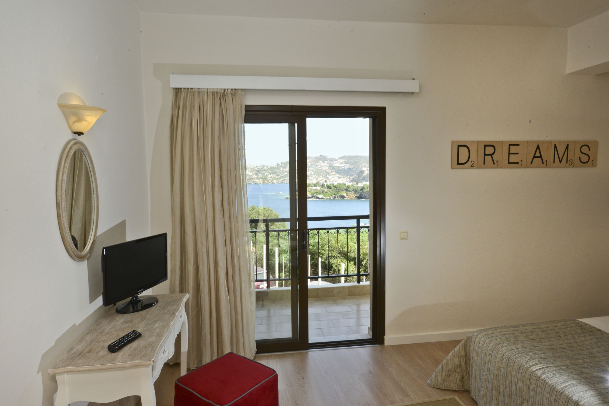 Фото Eva Mare Hotel & Suites - Adults Only
