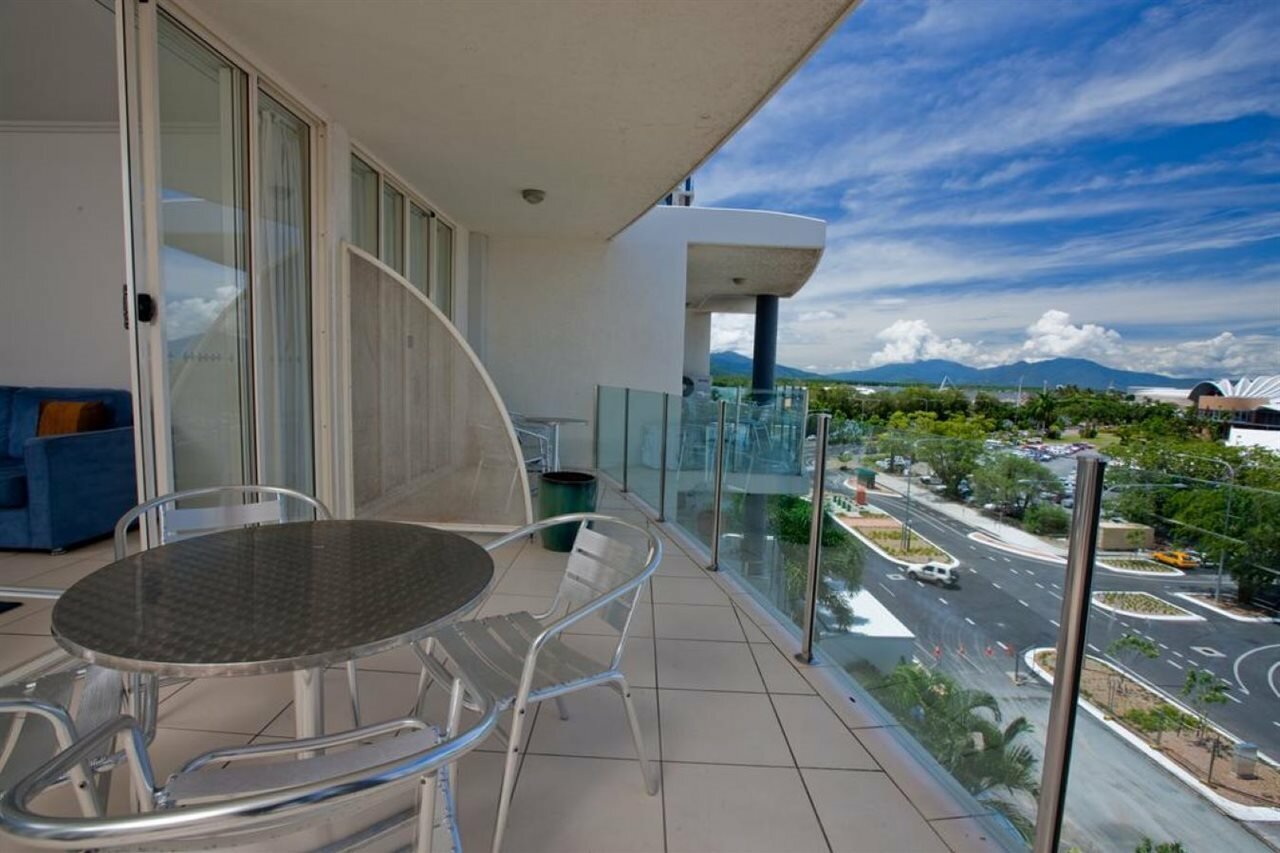 Фото Park Regis City Quays