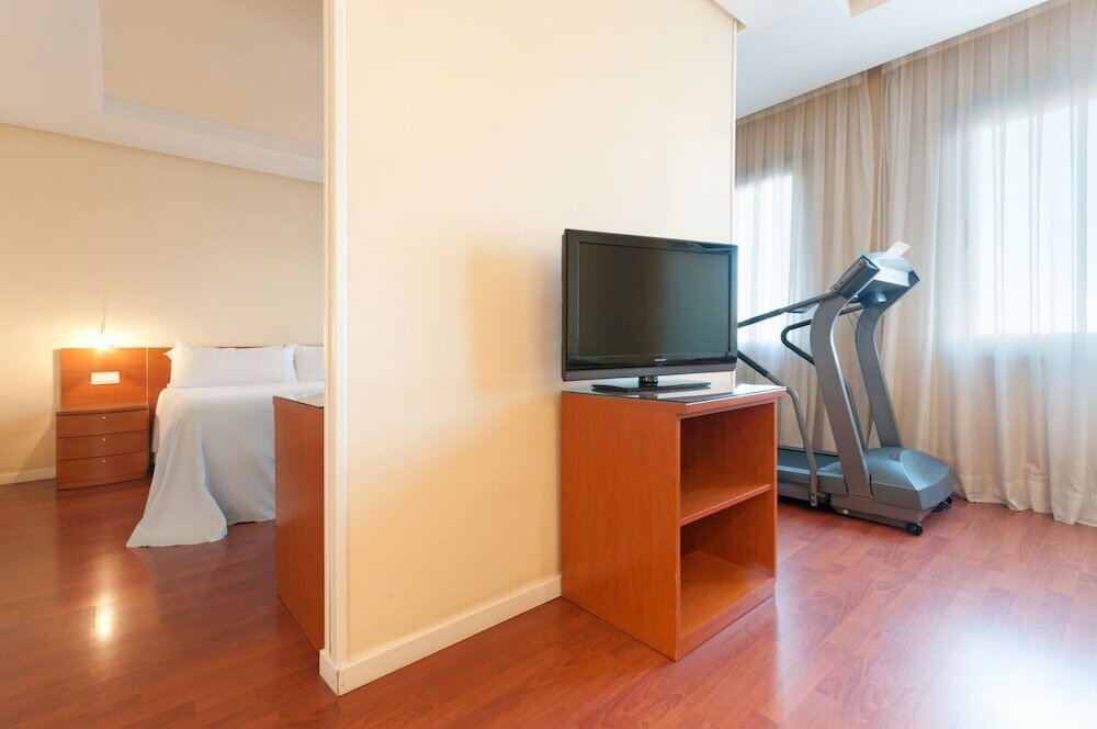 Фото Hotel Madrid Chamartin Affiliated by Melia