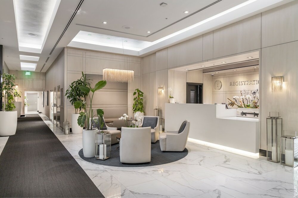 Фото Fortune House Hotel Suites