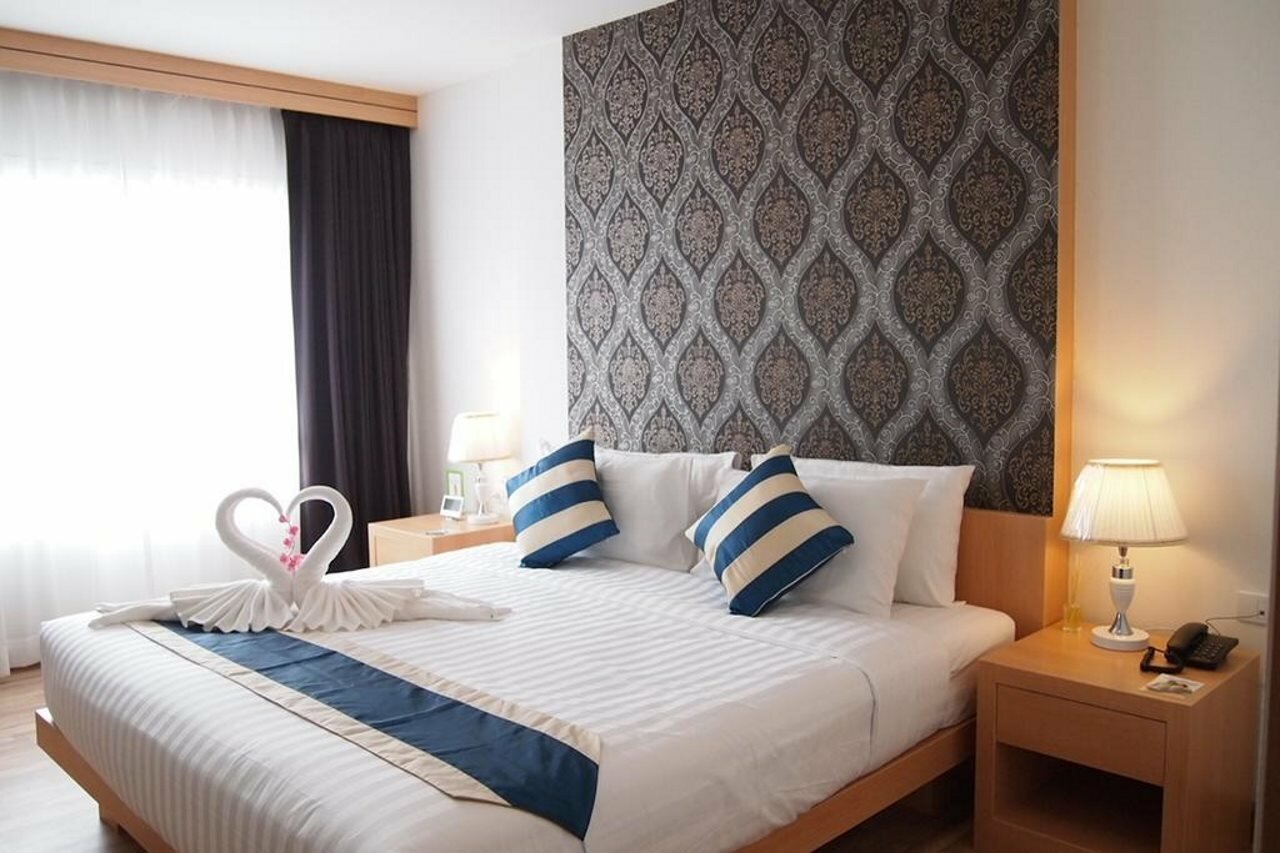 Фото отеля 2