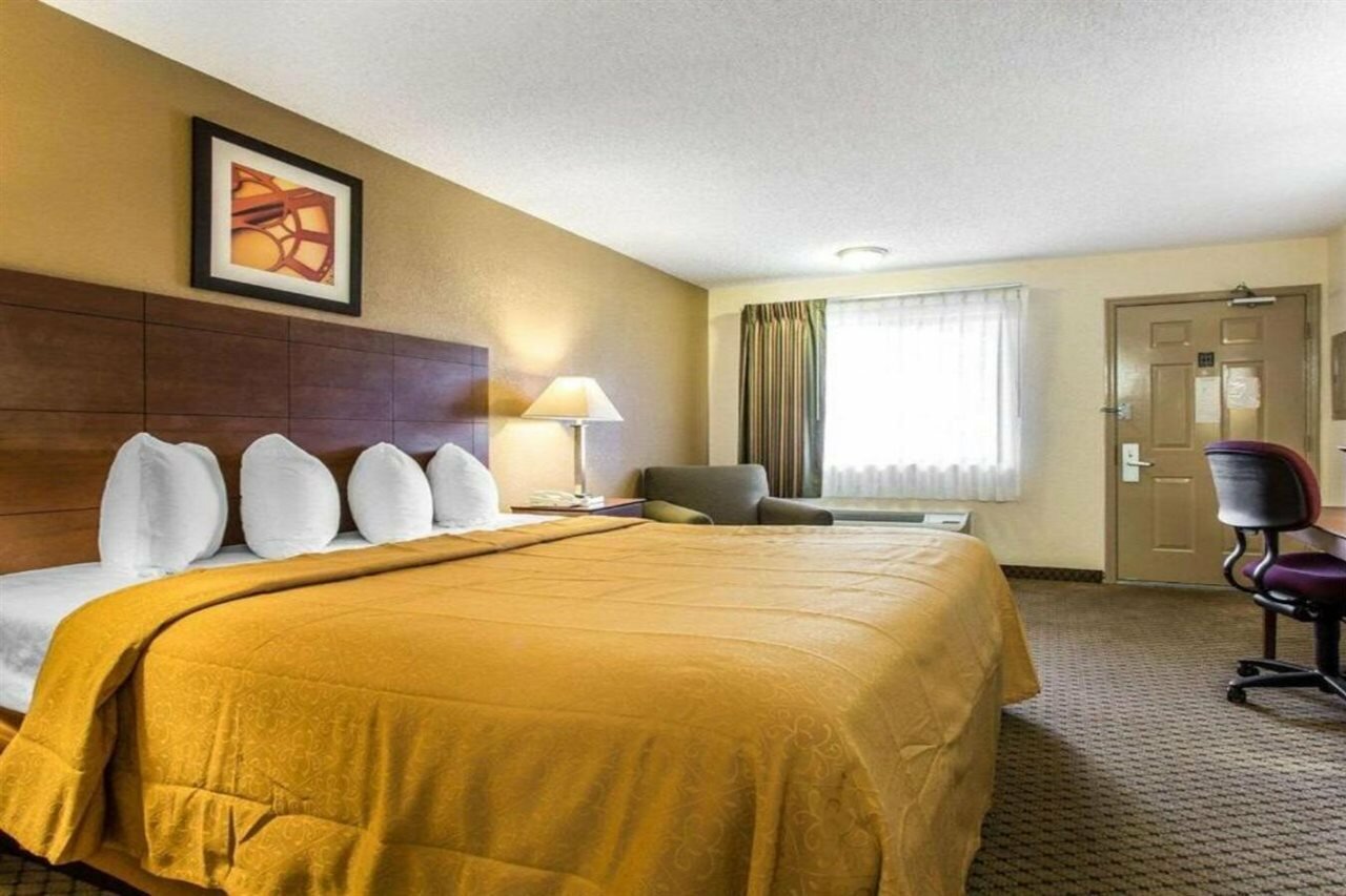 Фото Quality Inn & Suites Morrow Atlanta South