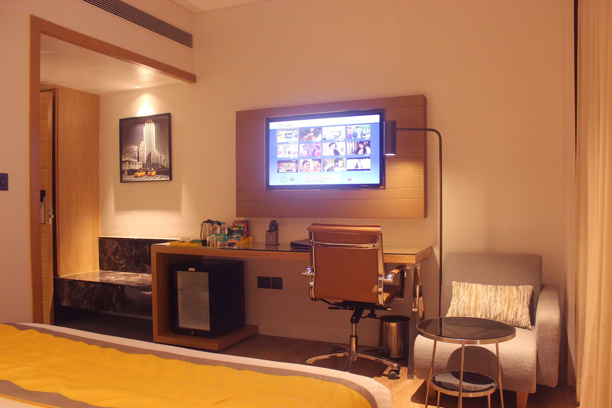 Фото Fountain Tree by Tgi