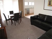 Фото Forrest Hotel and Apartments