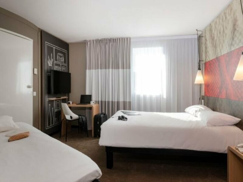 Фото ibis Lyon Caluire Cité Internationale