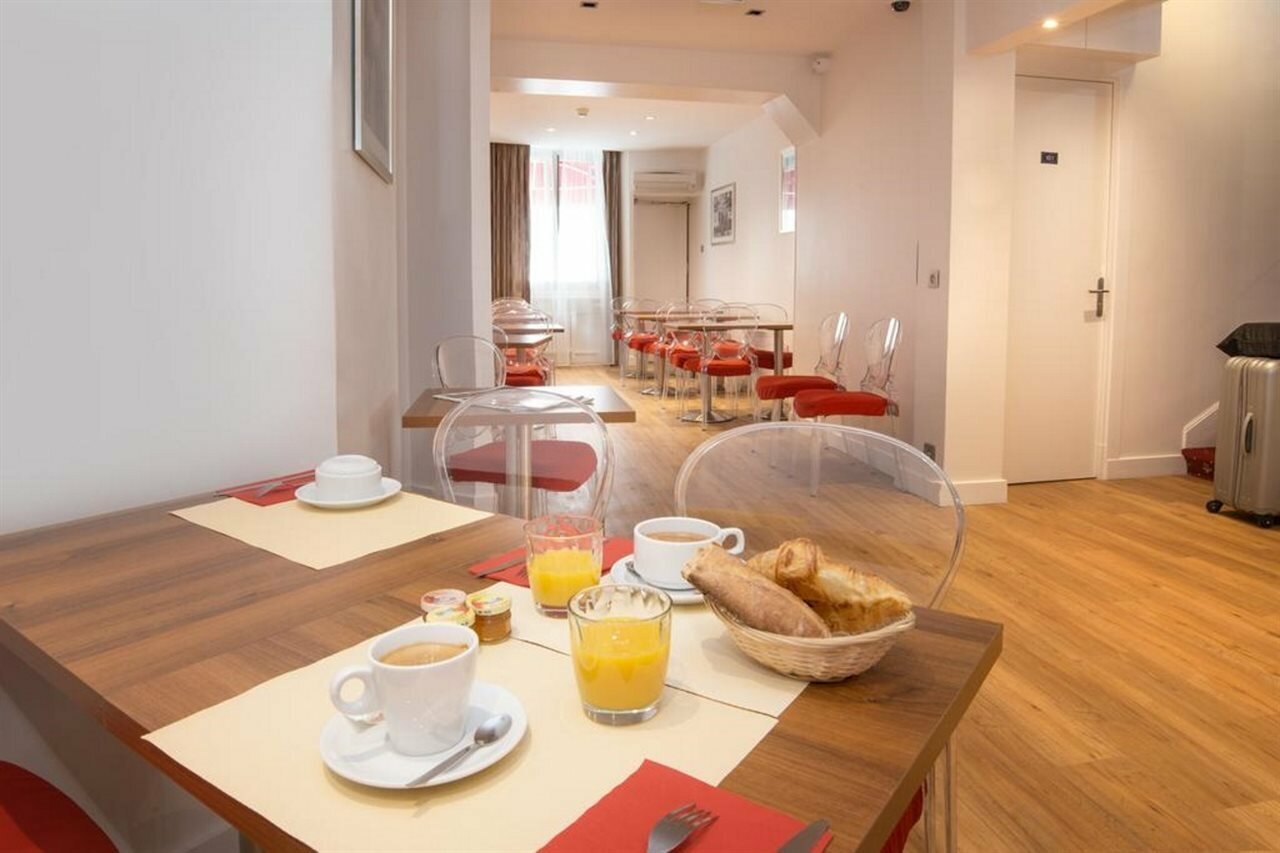 Фото Hotel De France