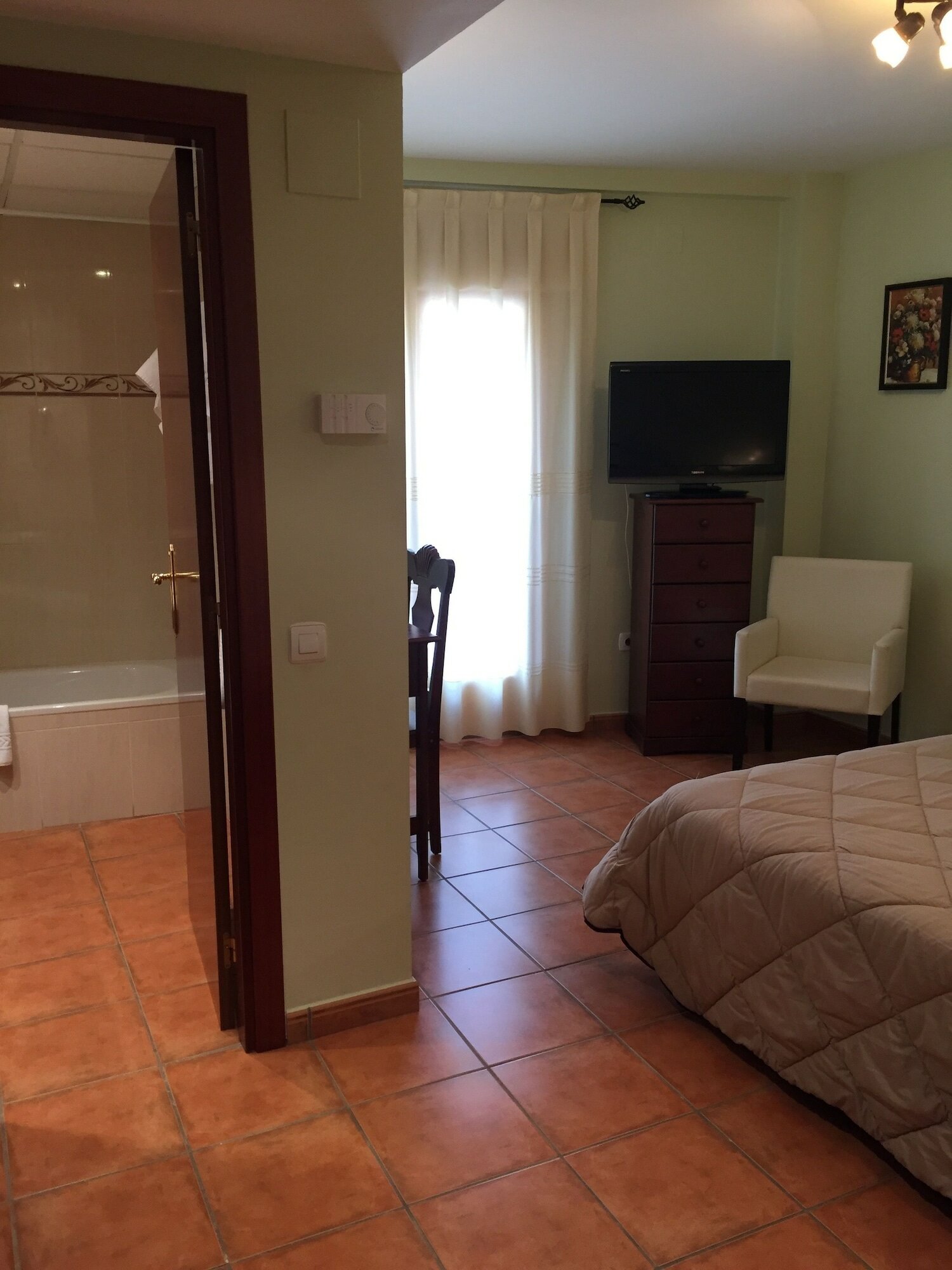 Фото Hotel Castellote