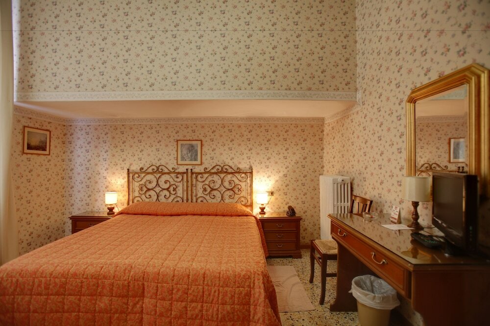 Фото Hotel Ariele