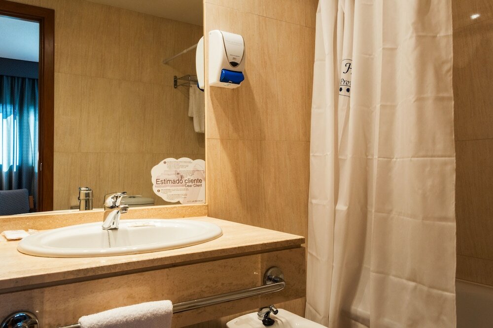 Фото Hotel Las Provincias