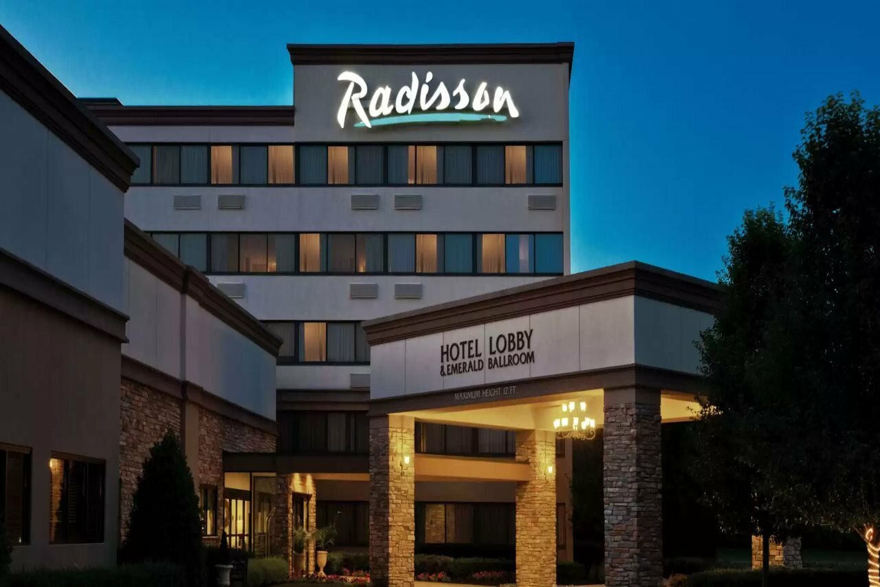 Фото Radisson Hotel Freehold