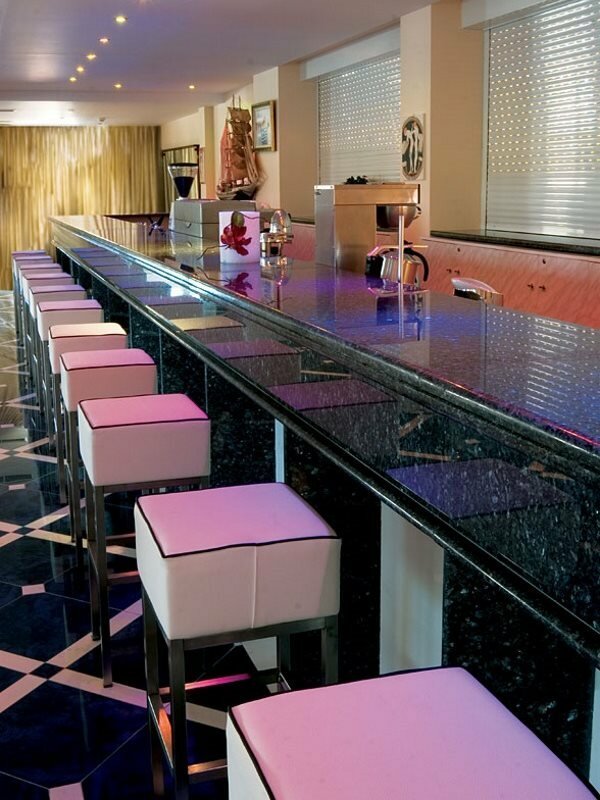 Фото Dolphin Resort Hotel & Conference