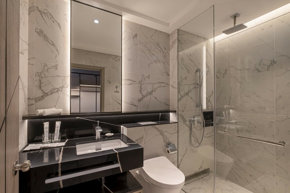 Фото Orchid Hotel