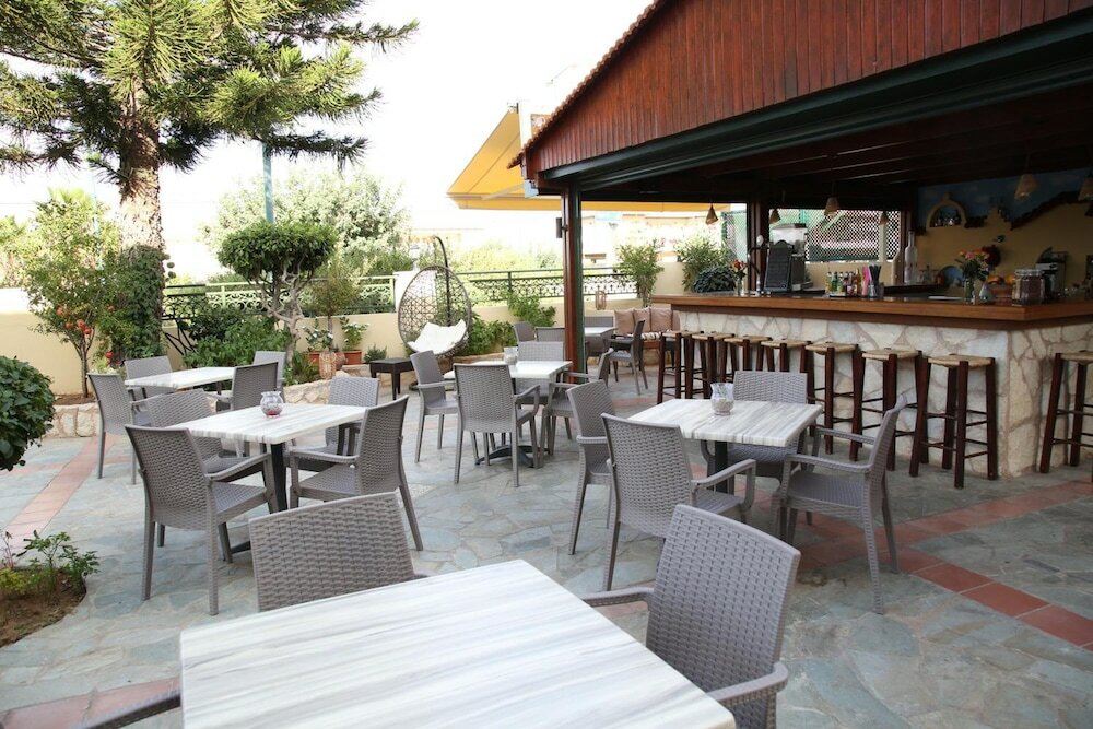 Фото Kiriakos Apartments