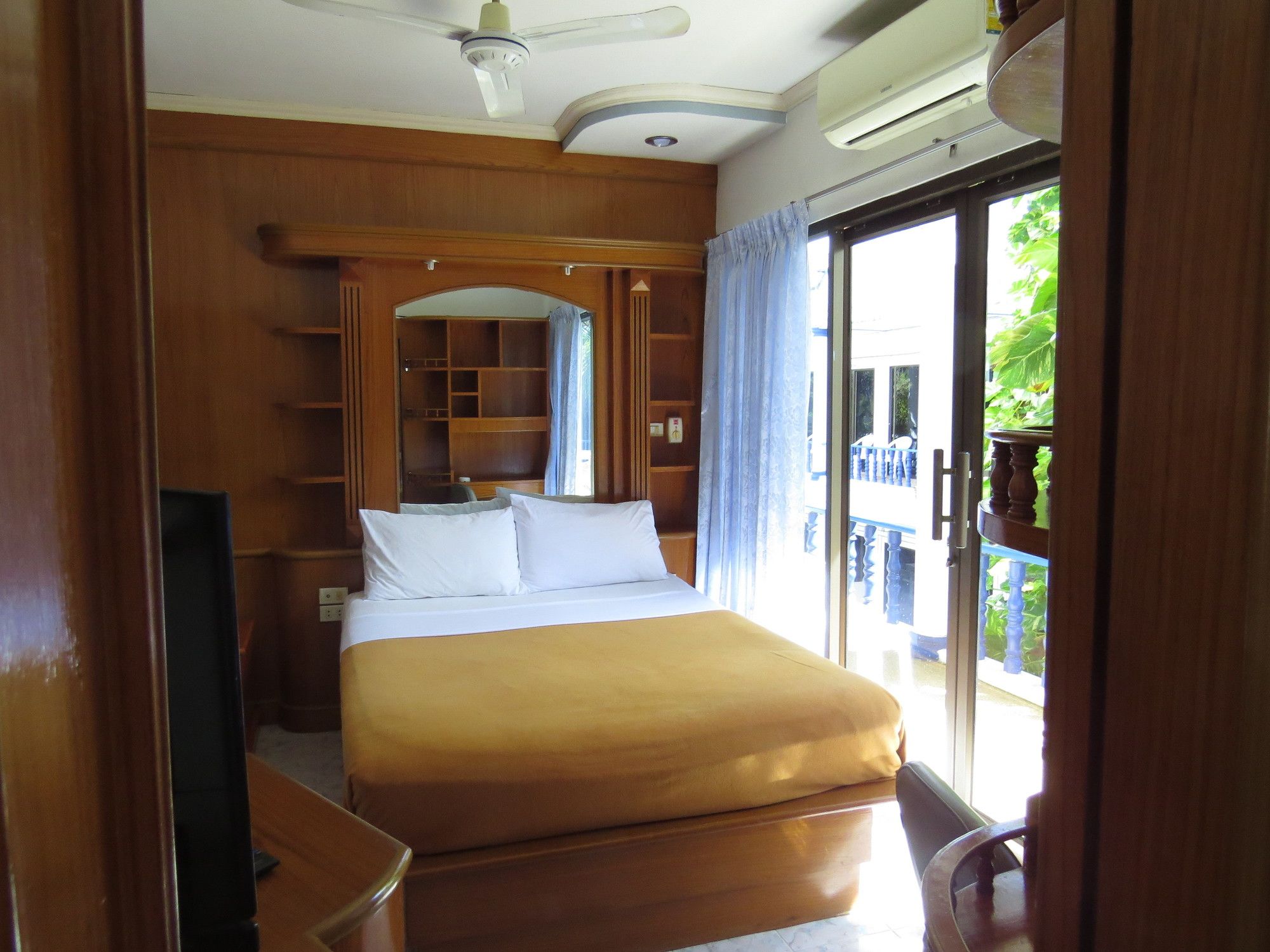 Фото The Club Residence Kamala Beach