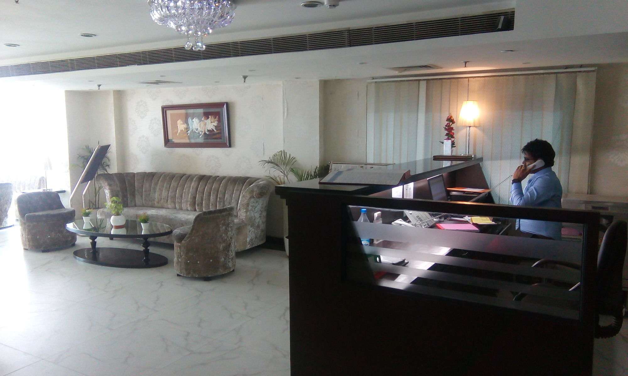 Фото Hotel Ramhan Palace