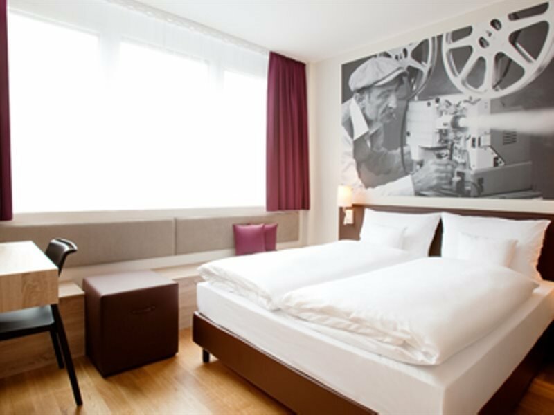 Фото Vienna House Easy by Wyndham Munich