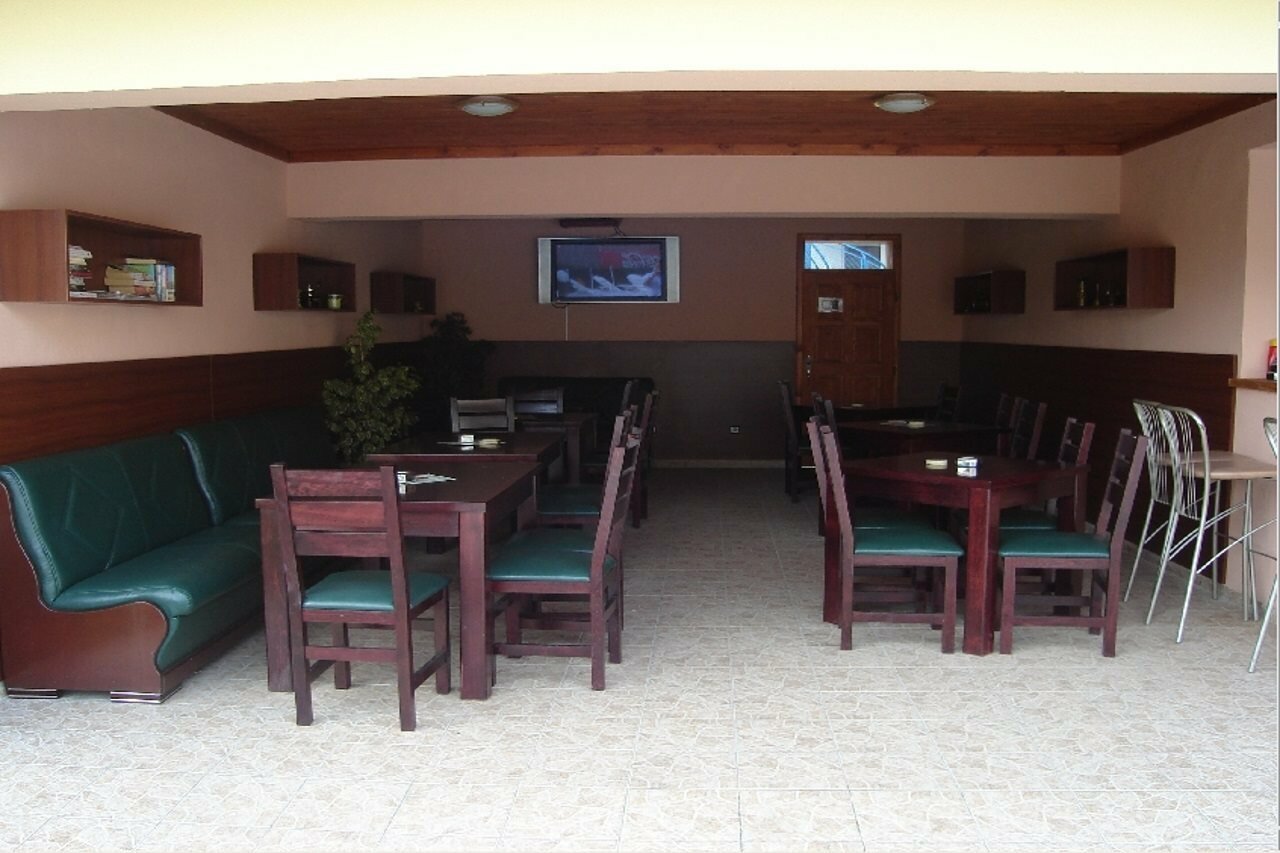 Фото Hotel BelleVille