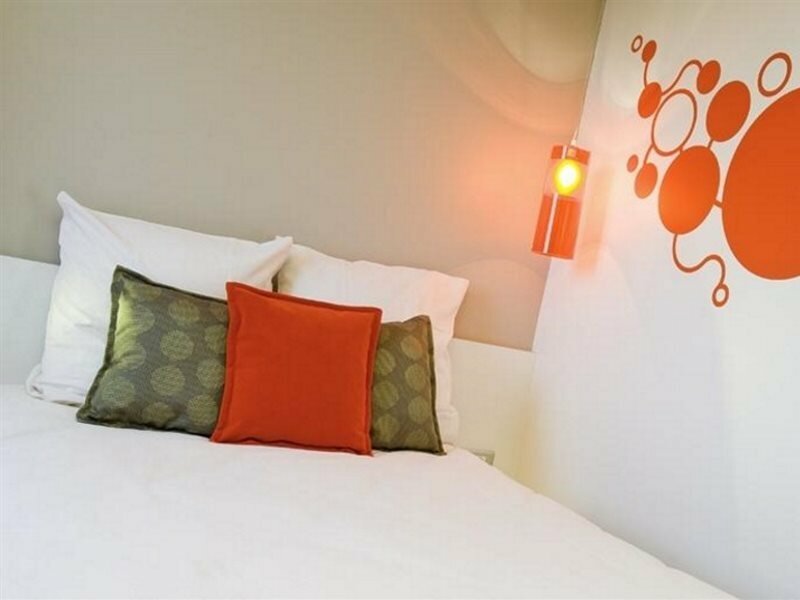 Фото ibis Styles Paris Gare de l'Est Chateau Landon