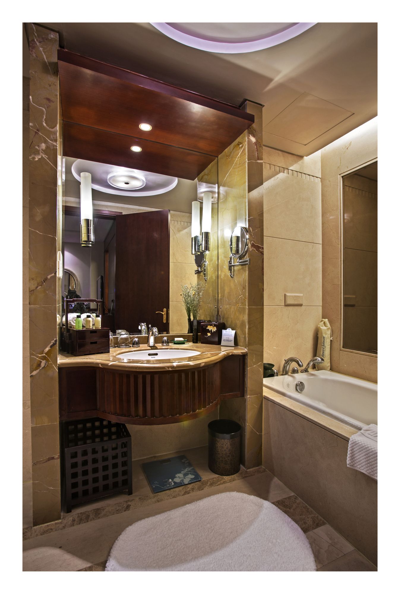 Фото Wyndham Grand Plaza Royale Ningbo