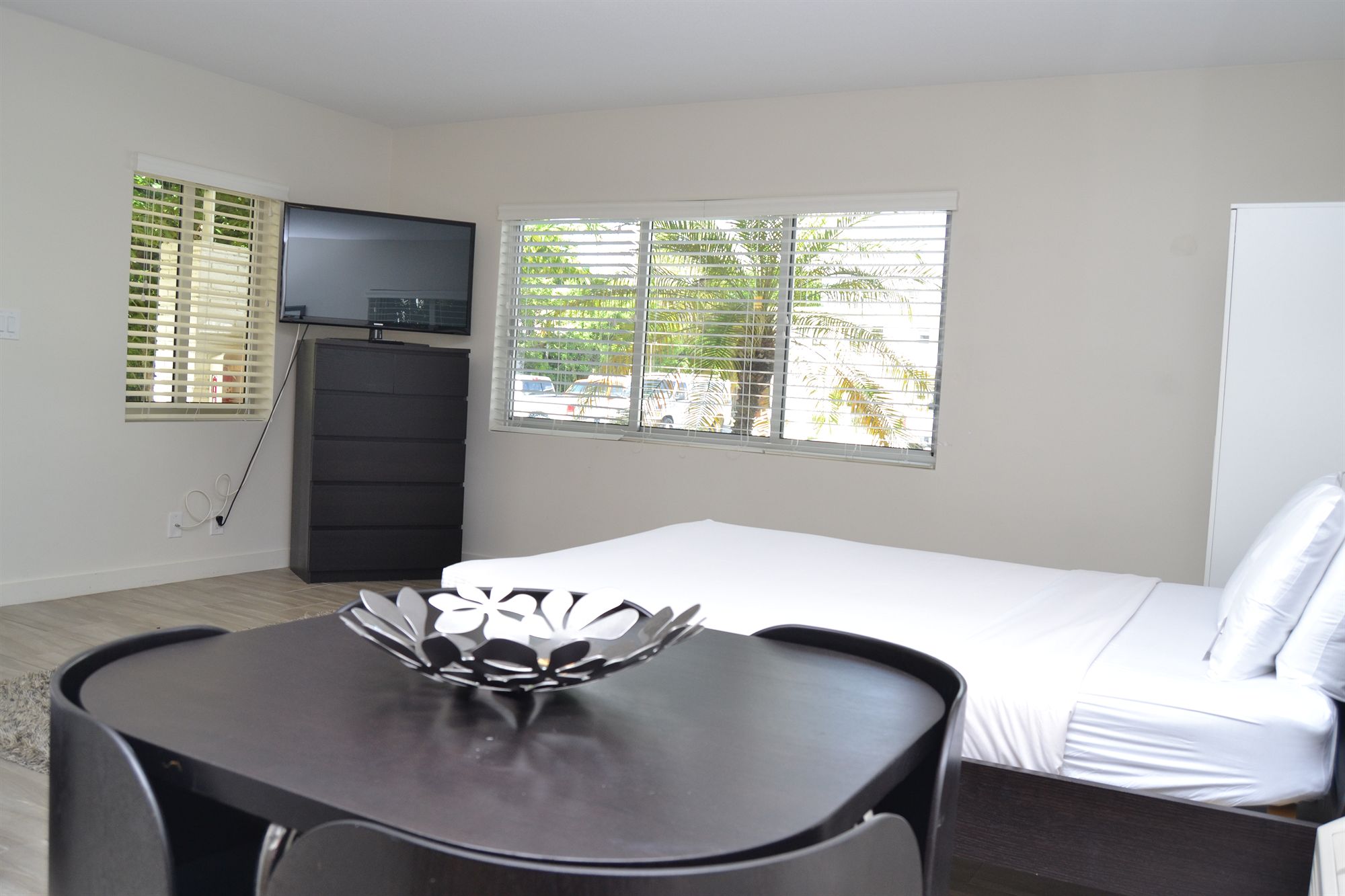 Фото Beach Gardens A North Beach Village Resort Hotel