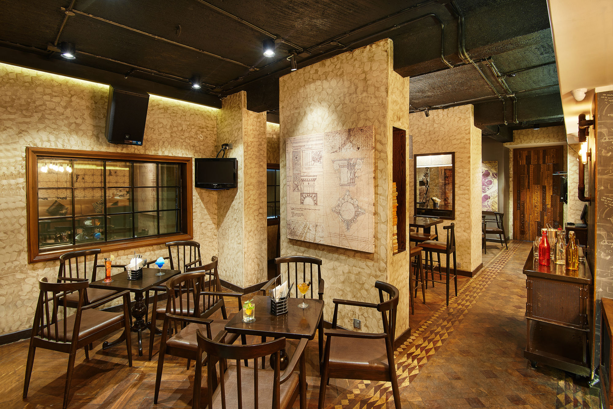 Фото The Shalimar Hotel