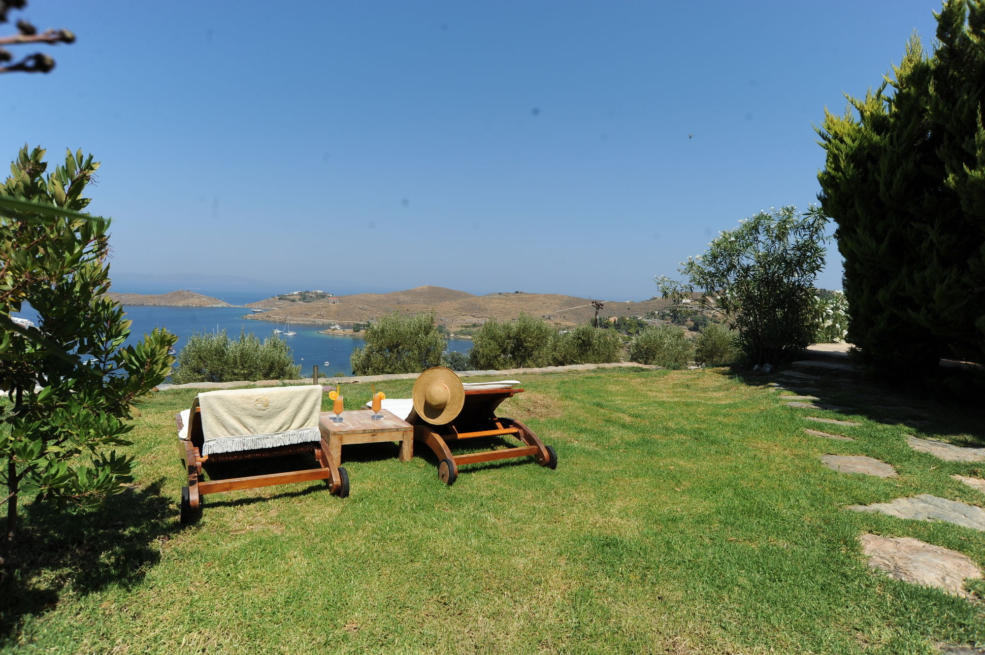 Фото Aigis Suites