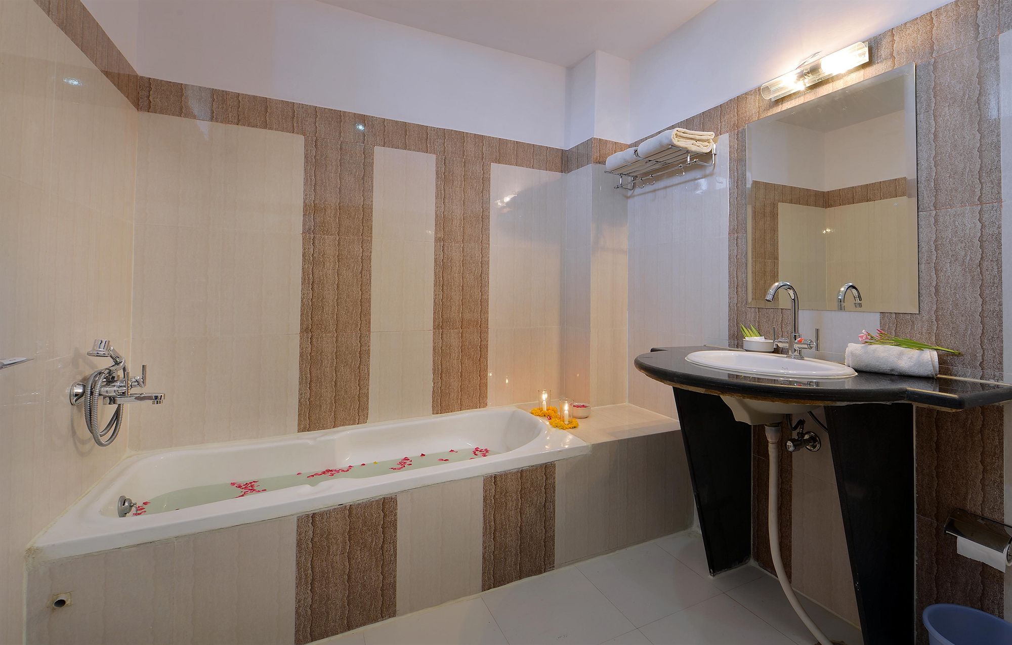 Фото Hotel Sky Plaza