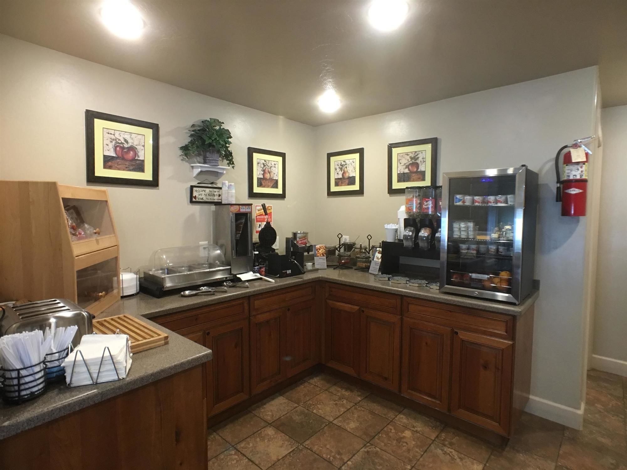 Фото Best Western Butch Cassidy Inn