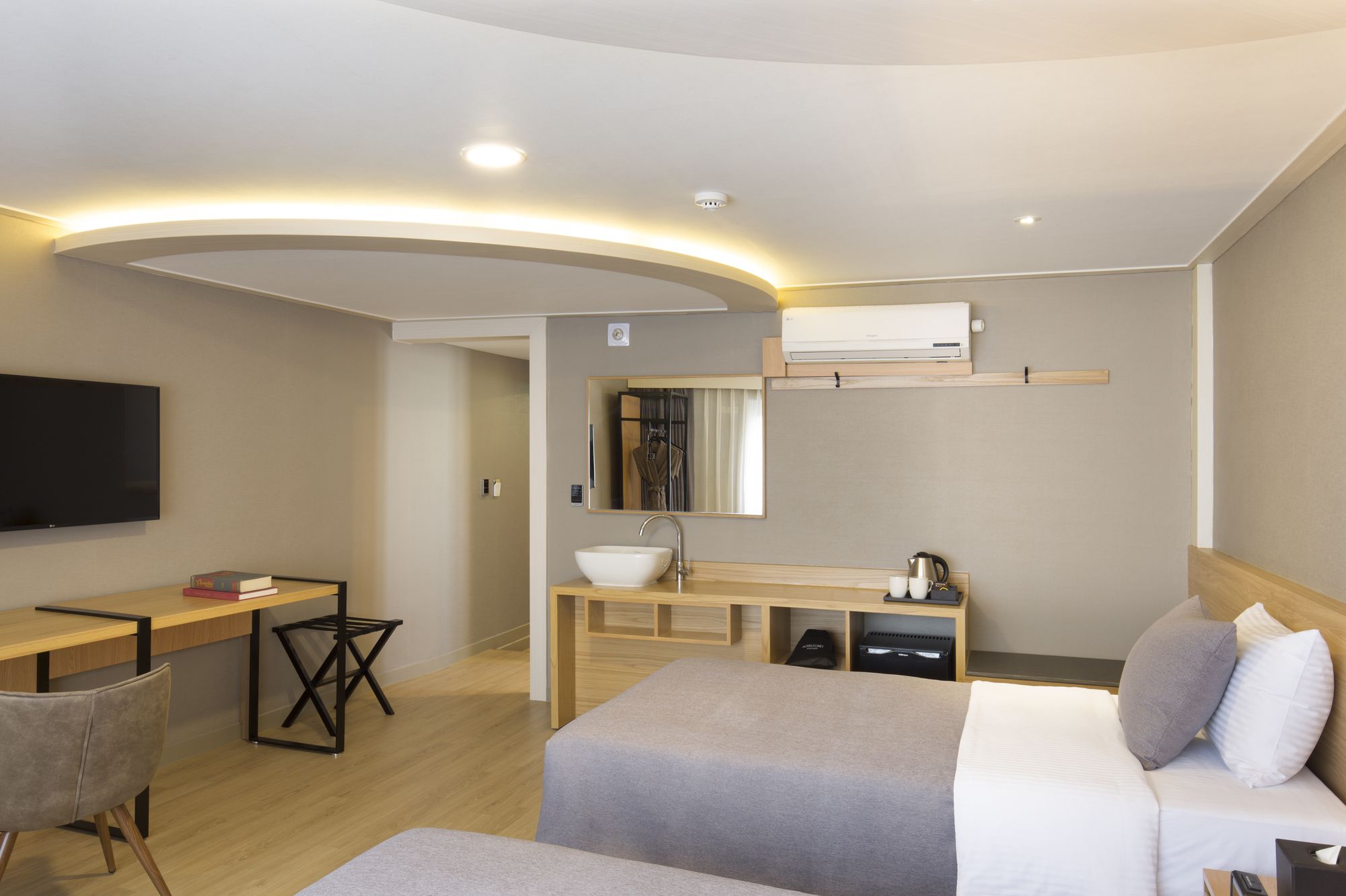 Фото Hotel Foret Premier Haeundae