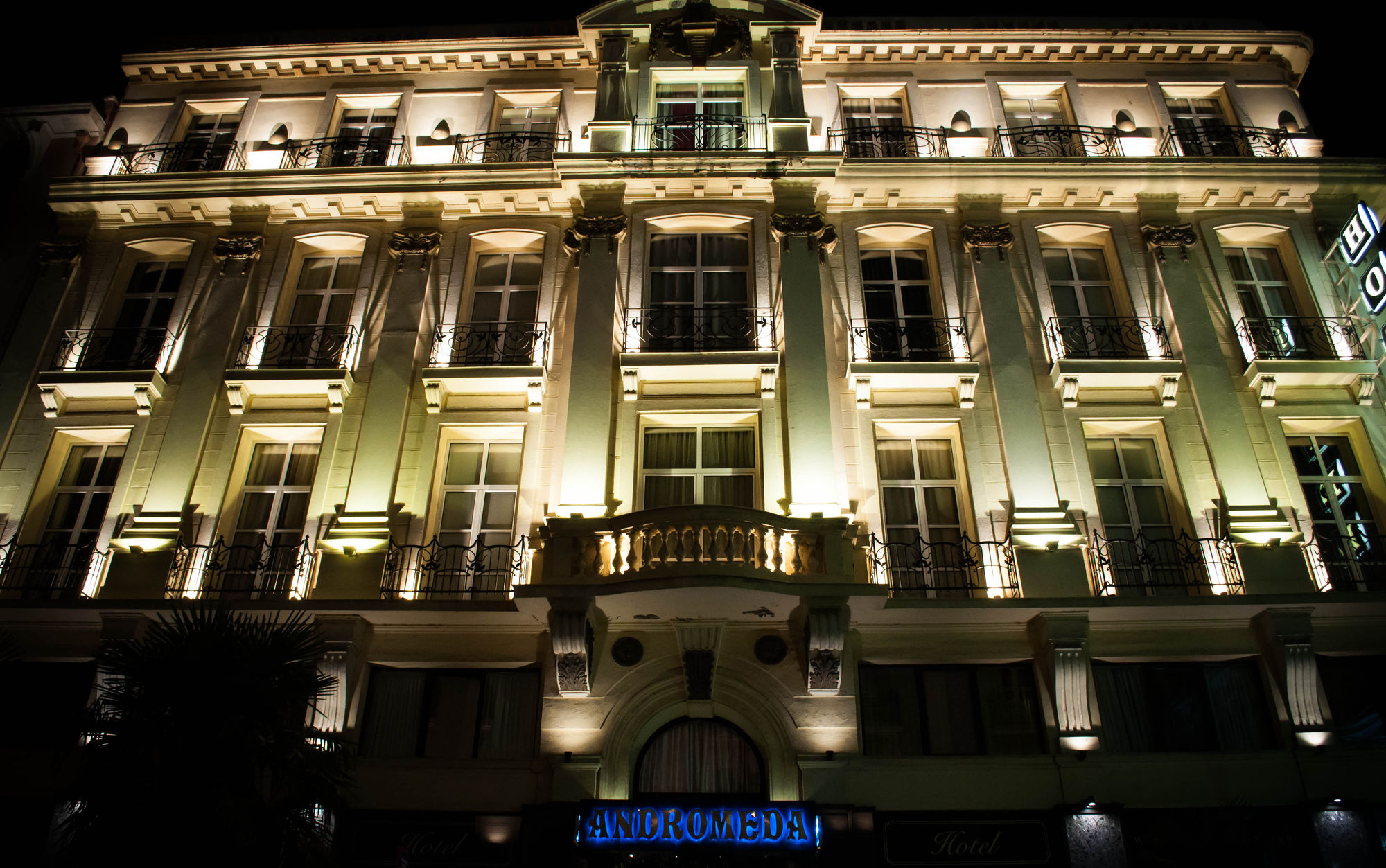 Фото Andromeda Hotel Thessaloniki