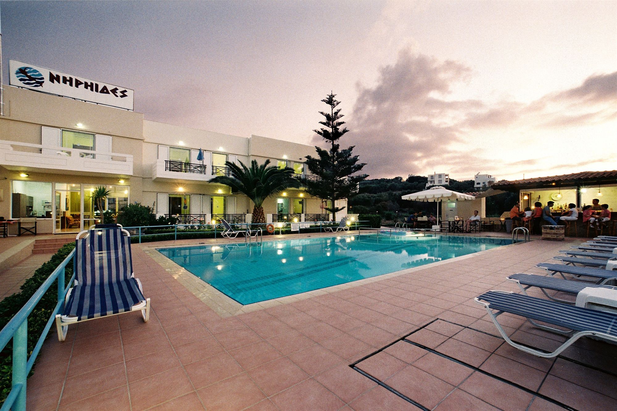 Фото Niriides Hotel