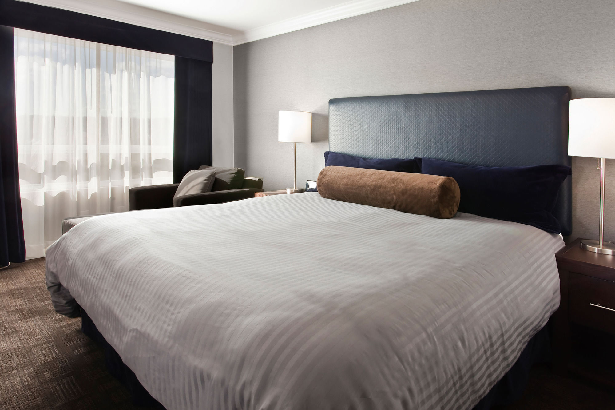 Фото Sandman Signature Prince George Hotel